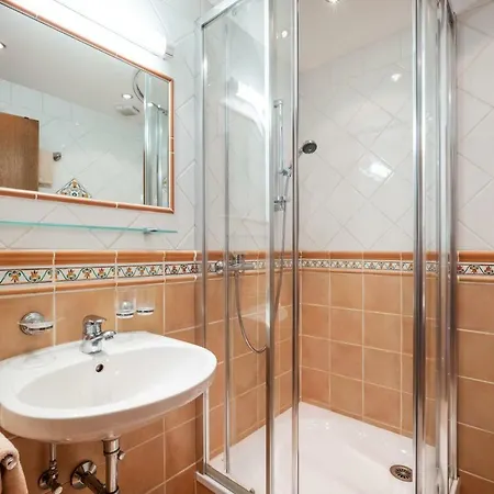 Schwaighofer * Kössen