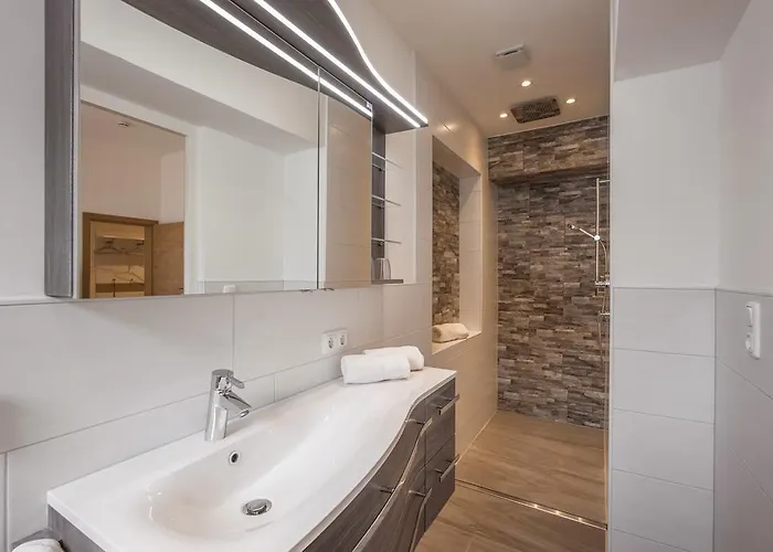 Schwaighofer * Kössen